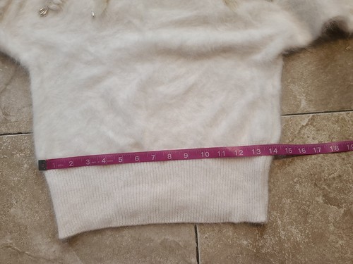 Vintage 90s Christine Phillipe California Angora Fur & Faux Pearls Sweater Small - Bild 23 von 23