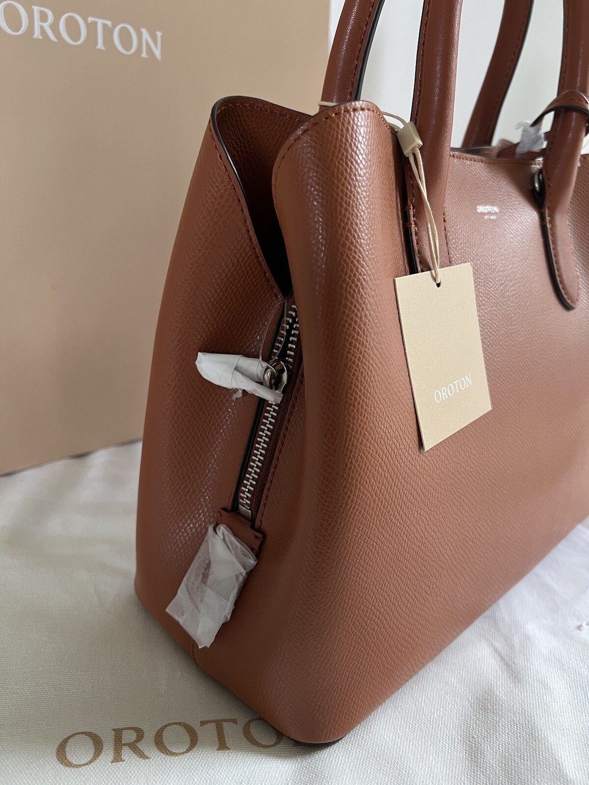 BNWT OROTON Muse 3 Pocket Bag Tan Cognac Tote Top Handle RP 449