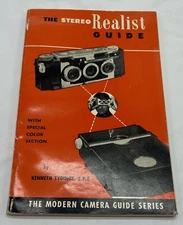 STEREO REALIST GUIDE - 1952 paperback - Joseph Balistrieri - Milwaukee Mafia