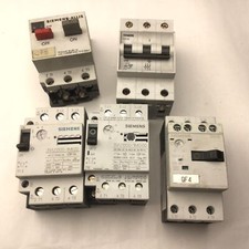 Lot of 5 Siemens Circuit Breakers, 3 Poles, Din Rail Mount, Varying Amperages