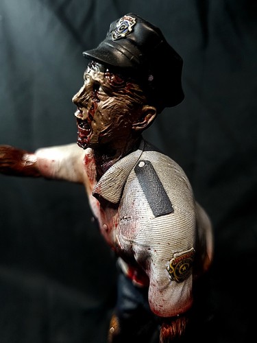 Reaident Evil RPD Zombie 1/6 (Perfecto para Damtoys) - Imagen 8 de 11