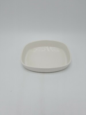 Pfaltzgraff ''Hearth White'' Entree Dish - AA In Flight - 5 X 6 Inch