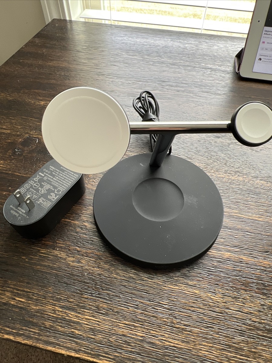 Belkin BOOST↑CHARGE PRO 3-in-1 Wireless Charger with MagSafe 15W 