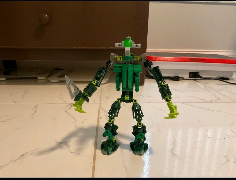 LEGO BIONICLE MOCs: The Revolutionaries Foto 2 de 4
