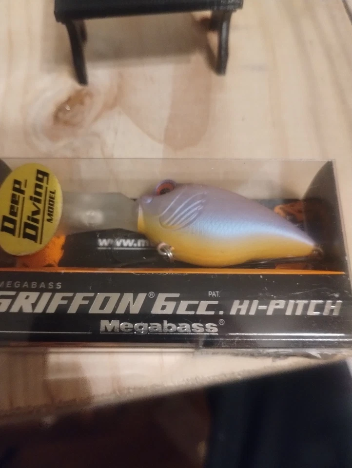 Megabass Griffon 6cc Deep Diver Tequila Congelado Foto 4 de 4