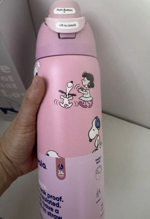 Pink Owala Snoopy 32oz Stainless Steel Water Bottle Edition