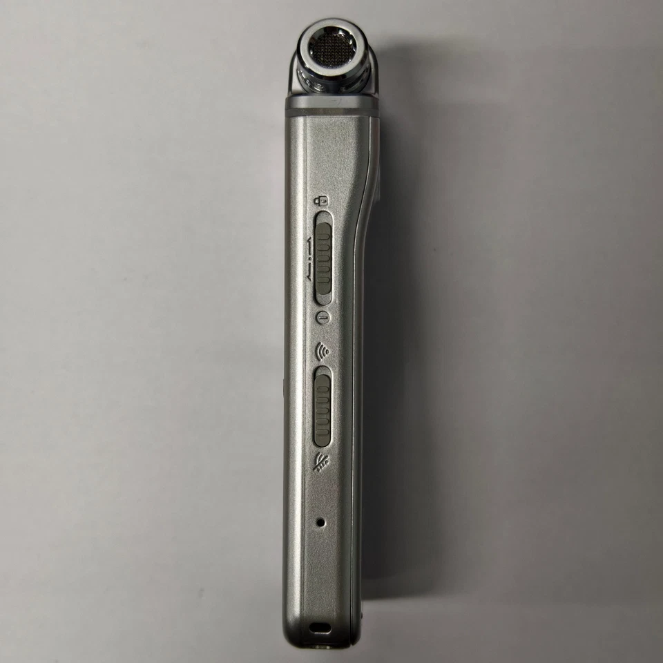 Philips VoiceTracer DVT4110 Silver 8GB Internal Memory Digital Voice Recorder - Image 4 of 4