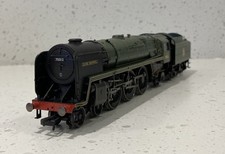 Hornby NRM 7MT Oliver Cromwell - LTD Edition 00 Gauge DCC Ready Boxed