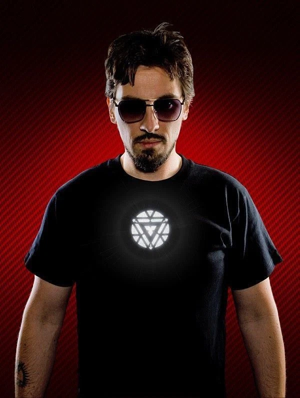 IRON 3 LICENSED TONY STARK LIGHT UP LED REACTOR PROP T-SHIRT | eBay