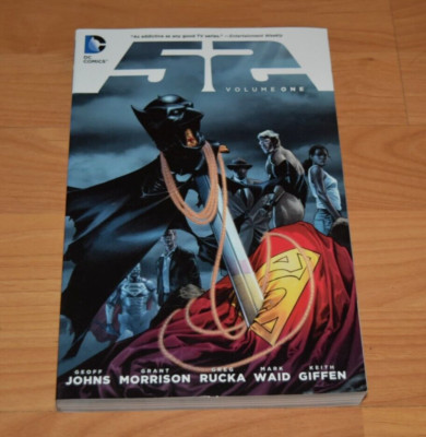 DC Comics 52 Fifty-two Volume 1 One Trade Paperback Johns Morrison Rucka