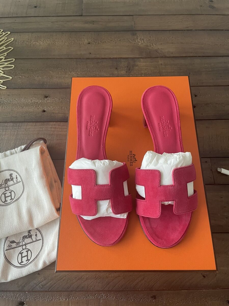 Hermes 2022 Oasis Sandals W/ Gradient Heels - Size 35, Rose Hermes 2022 Oasis Sandals W/ Gradient Heels - Size 35, Rose