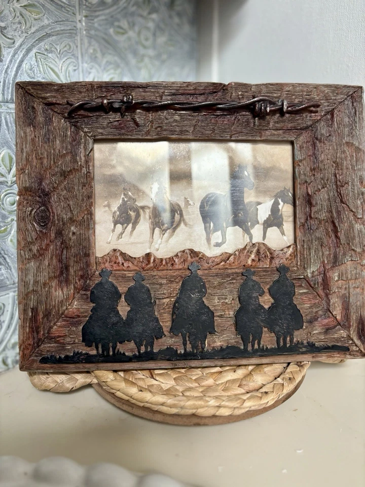 Weathered Barnwood Barbed Wire and Cowboys Silloutte Picture Frame-Resin - Image 3 of 3