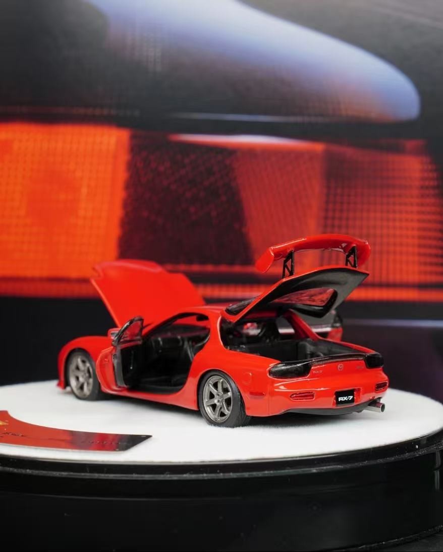 Mazda RX-7 (FD3S) FEED 魔王 Red 1:18 New！Mazda RX-7(FD3S)FEED 魔王 Red 1/18scale ignition model