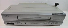 Sanyo VWM-950 4-Head Hi-Fi VHS VCR Player Video Cassette Recorder Working (READ)