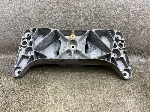 Halter Automatikgetriebe 6777613 Getriebehalter BMW 5er F10 535D 14.1900.244
