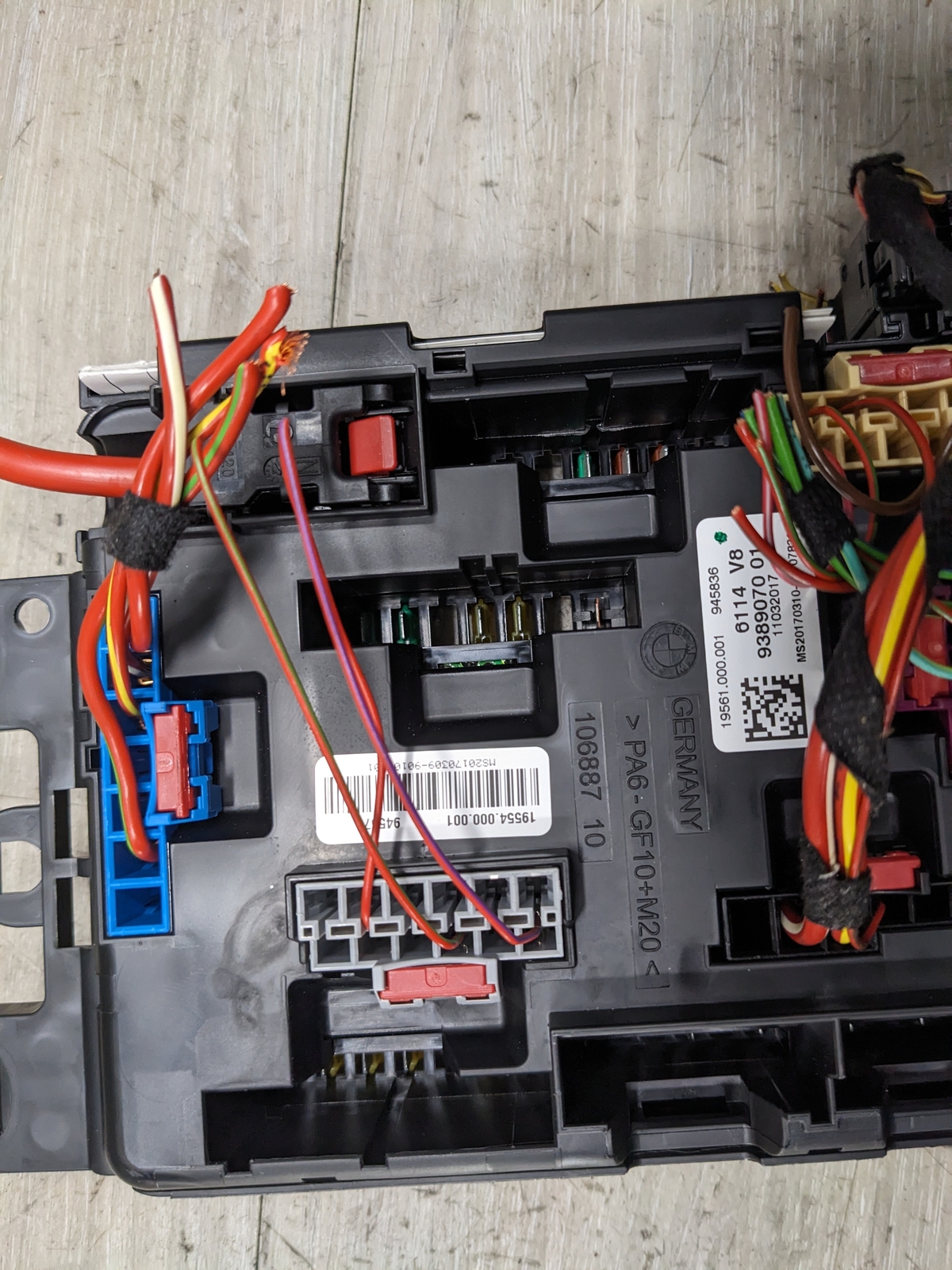 1419 OEM BMW F22 F30 F32 F85 M2 M3 M4 X5 X6 Rear Power Distribution