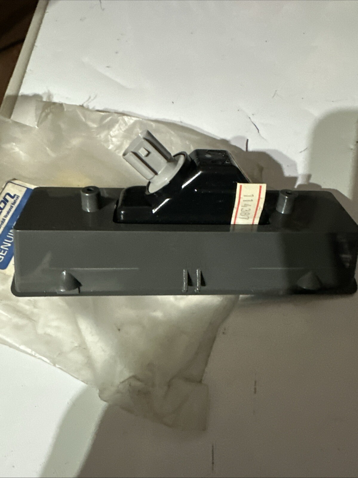 Proton Saga Iswara Numberplate Lamp Assembly - PW516530 image 3