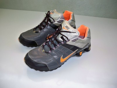 2010 nike shox