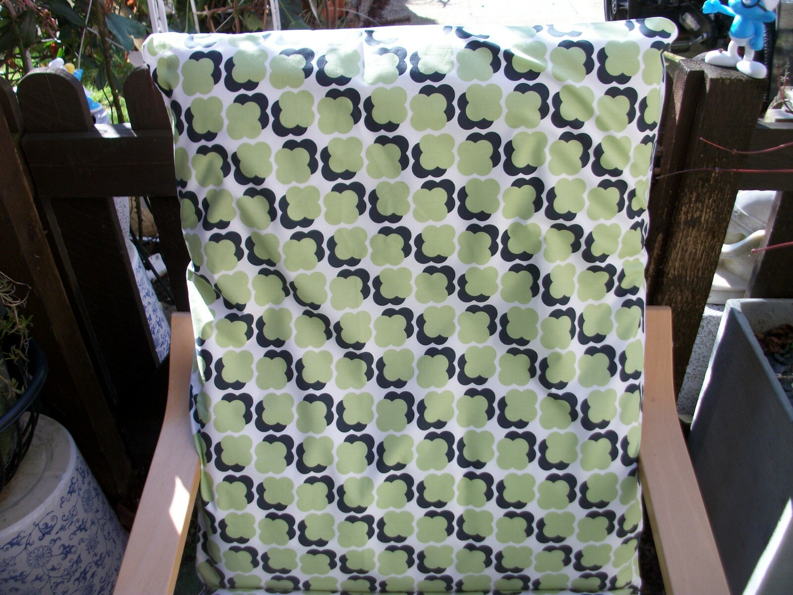 Picture 2 of 4