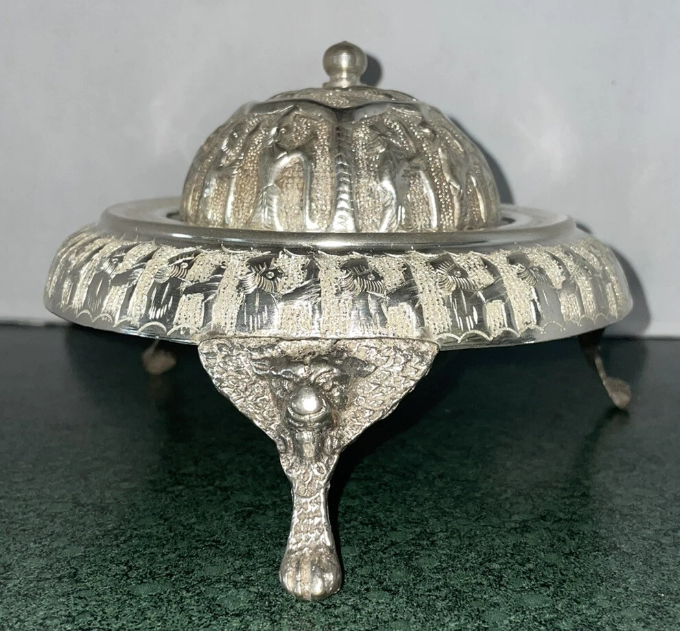 VINTAGE * Butter Dish Dome Lid Triple Lion Footed * EUC Bright And Stunning
