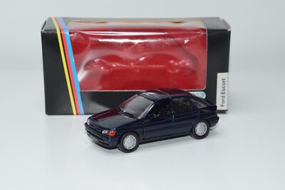 BC261 Schabak Model #1096 1:43 Ford Escort Wagen / Estate - Black A+/b