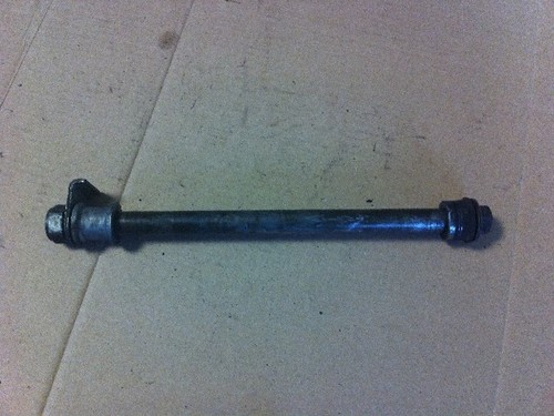 Steckachse hinten Hinterachse Achse vom Hinterrad Axis Eje Honda CB 450 S