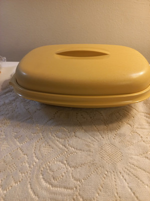 VINTAGE Tupperware Microwave Vegetable Rice Steamer 3 Piece Harvest Gold Yellow