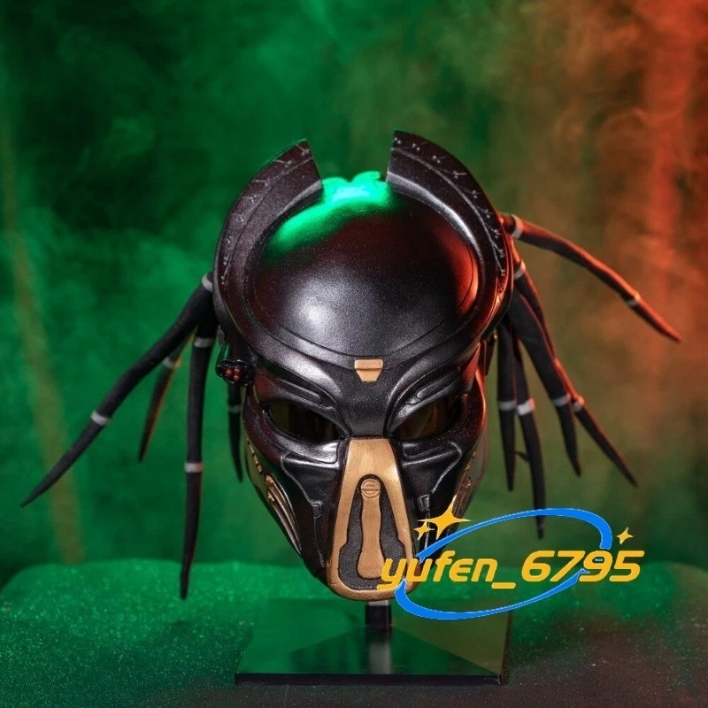 1:1 Predator Cosplay Helmet Replica Adult Halloween Cosplay Props Gift Latex - Image 2 of 4