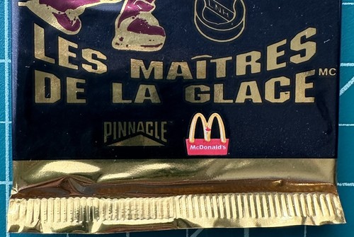 1995-96 Pinnacle Game Winner McDONALD'S HOCKEY 15 SEALED UNOPENED PACKS 3D Cards - Picture 4 of 8