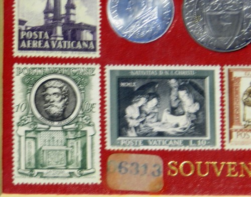 Vintage Citta Del Vaticano Souvenir 1942-1960 Coin and Stamp Set VT4782 - Picture 5 of 9