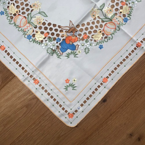Tischdecke Mitteldecke Ostern Frühling Blumen 85 x 85 cm Osterhasen Vintage 90er - Bild 3 von 3
