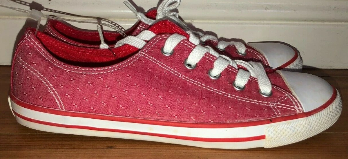 Converse chuck 2024 taylor dainty ox