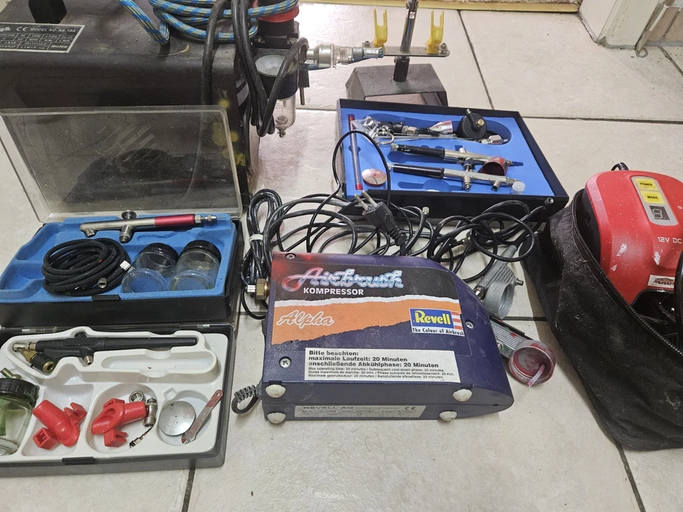 Airbrush Set, großes Konvolut, revell, 3 Kompressoren, viele Spritzpistiolen