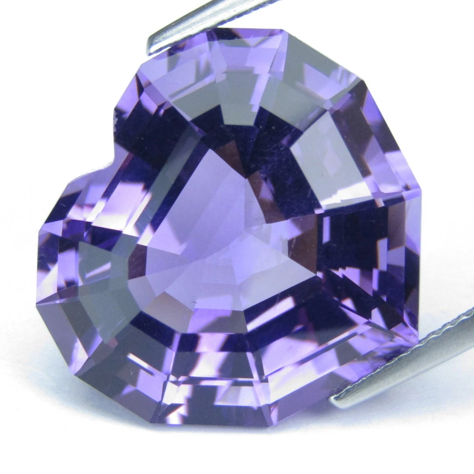 22.32Cts Glorious Natural Purple Amethyst Heart Custom Cut Loose Brazil Gemstone - Image 4 of 4