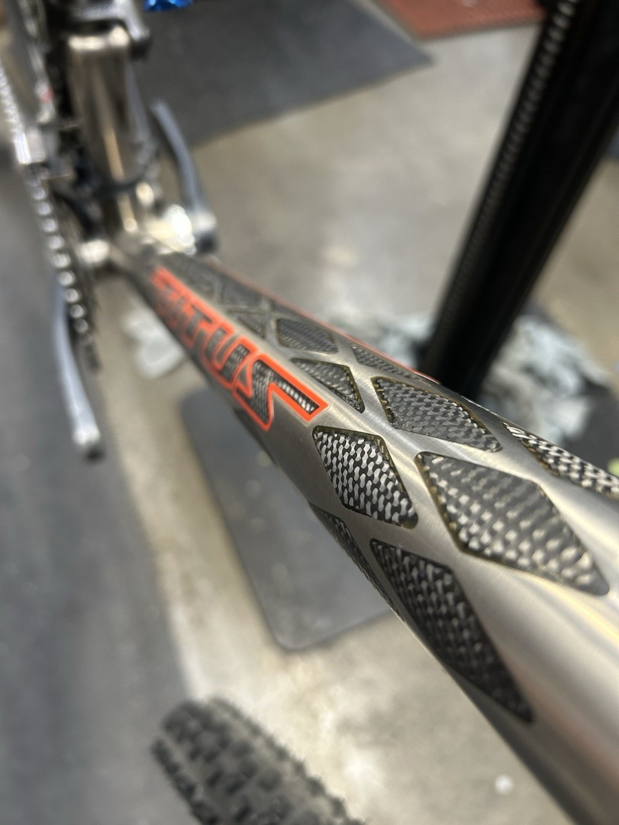 XL Titus MotoLite Titanium And Carbon Full Suspension Mountain