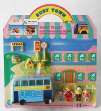 RARE VINTAGE 90'S BUSY TOWN HAPPY FAMILY PLAYSET CITY BUS FIGURES NEW SEALED !