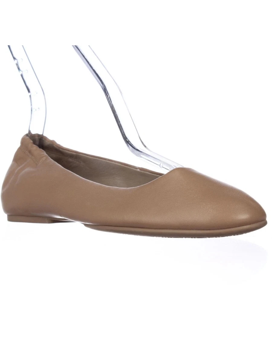 Via spiga hotsell slip ons
