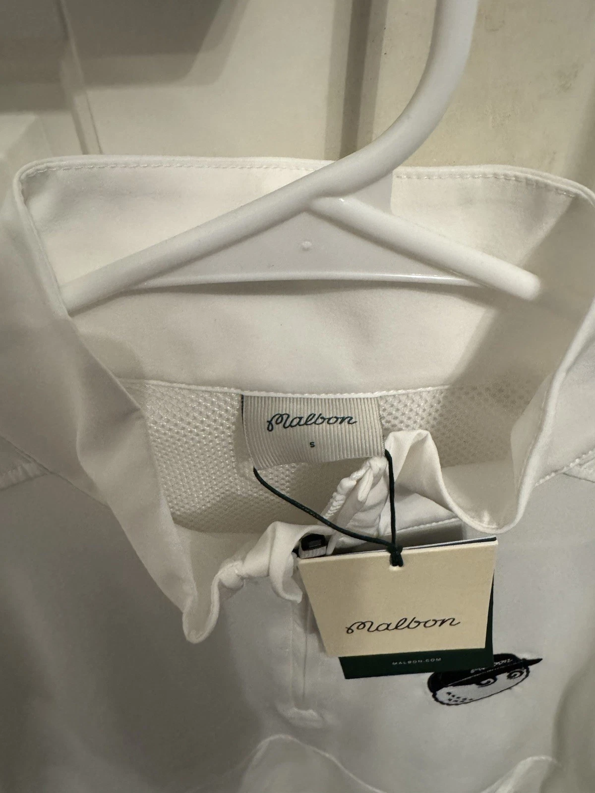 Mens Malbon Pine Golf Windshirt White size Small NWT image 3