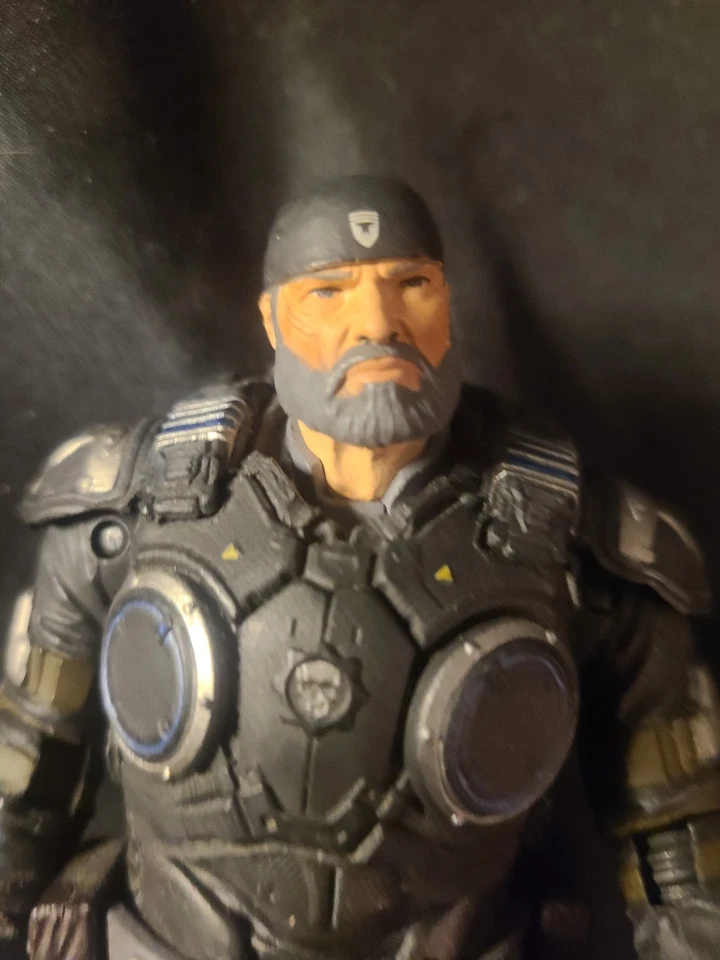 Figura de acción McFarlane Toys Gears of War 4 Marcus Fenix 7" Foto 2 de 4
