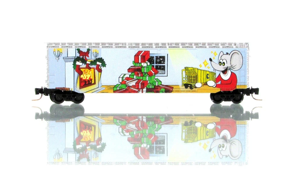 Z Scale ***MERRY CHRISTMAS*** Micro Mouse Box Car 2021 --- Micro Trains 50700710 - Image 2 of 4