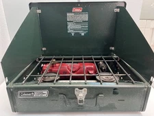 Vintage Coleman 425F Two Burner Camp Stove Green With Fuel Tank USA