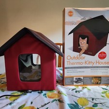 Heated Outdoor Cat Pet Animal House Used Red Color Cat Home