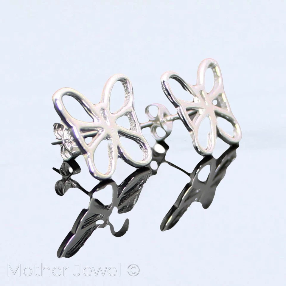 ʚϊɞ PRECIOSOS PENDIENTES CHAPADOS EN PLATA DE LEY CON TACHUELAS MARIPOSA ALA ABIERTA ʚϊɞ Foto 2 de 2