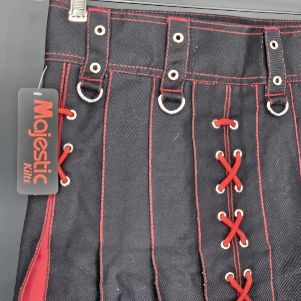 Majestic Kilts Kilt Para Hombres 30 Negro Rojo Utilitario Plisado Con Cordones Anillo en D Gótico Punk Foto 2 de 4