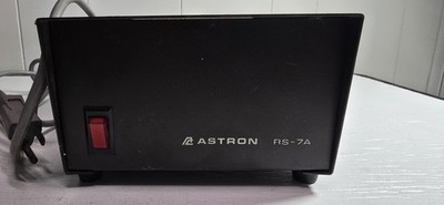 Astron RS-7A 13.8V DC Linear Power Supply 5A Continuous   Tested Working