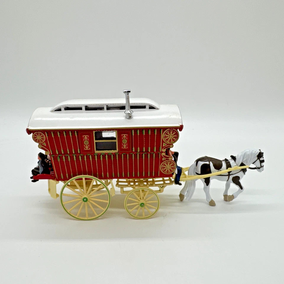Matchbox Models of Yesteryear YSH1 1900 Gypsy Caravan - Image 2 of 4