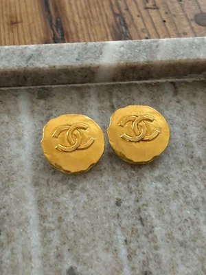 BOUCLES D'OREILLES CHANEL Vintage - Photo 1/4