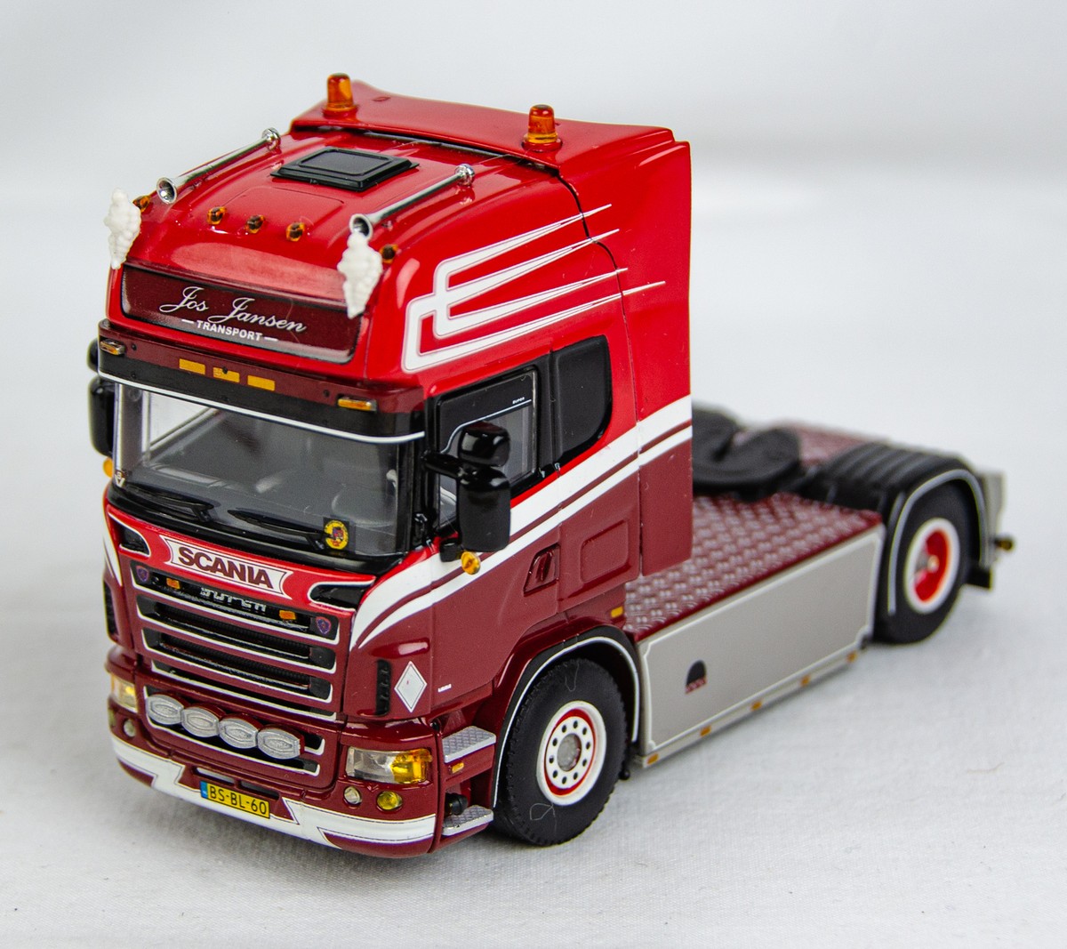 ミニカー 1/50 WSI SCANIA R Topline 4x2 s-l400.jpg