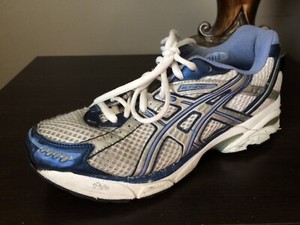 duomax asics running shoes