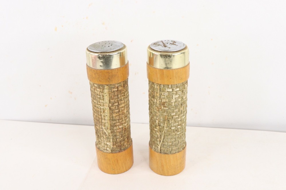 Salt & Pepper Shaker - Thumbnail 5
